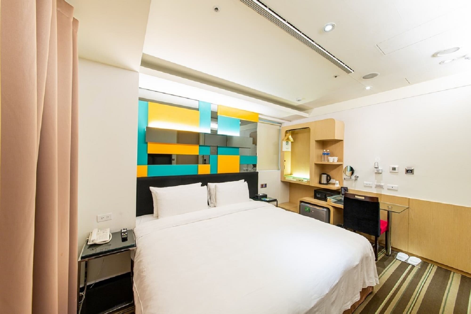 CLASSIC, DOUBLE BED
