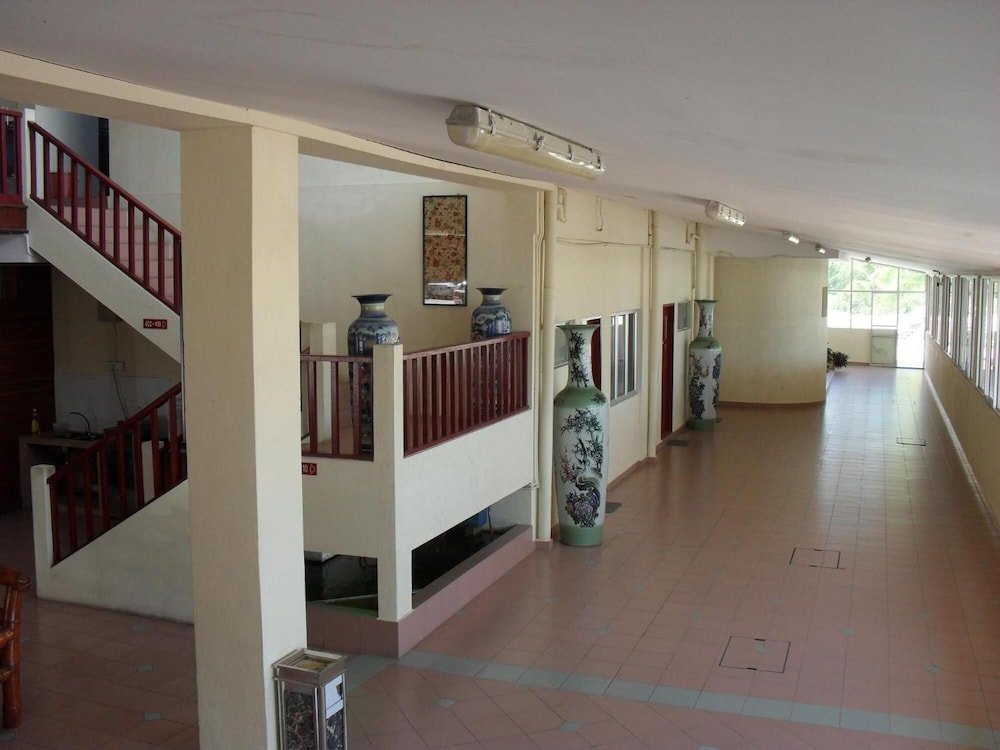 KT Beach Resort 4/33