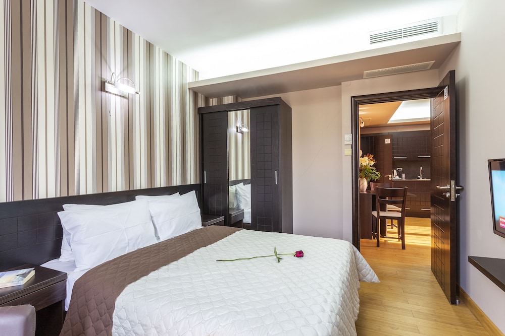 Cityhome Aparthotel 18/54