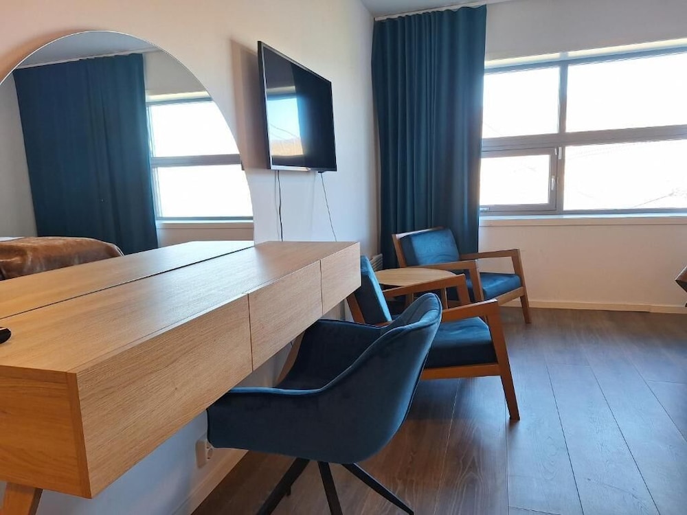 Tjeldsundbrua Hotel 40/50