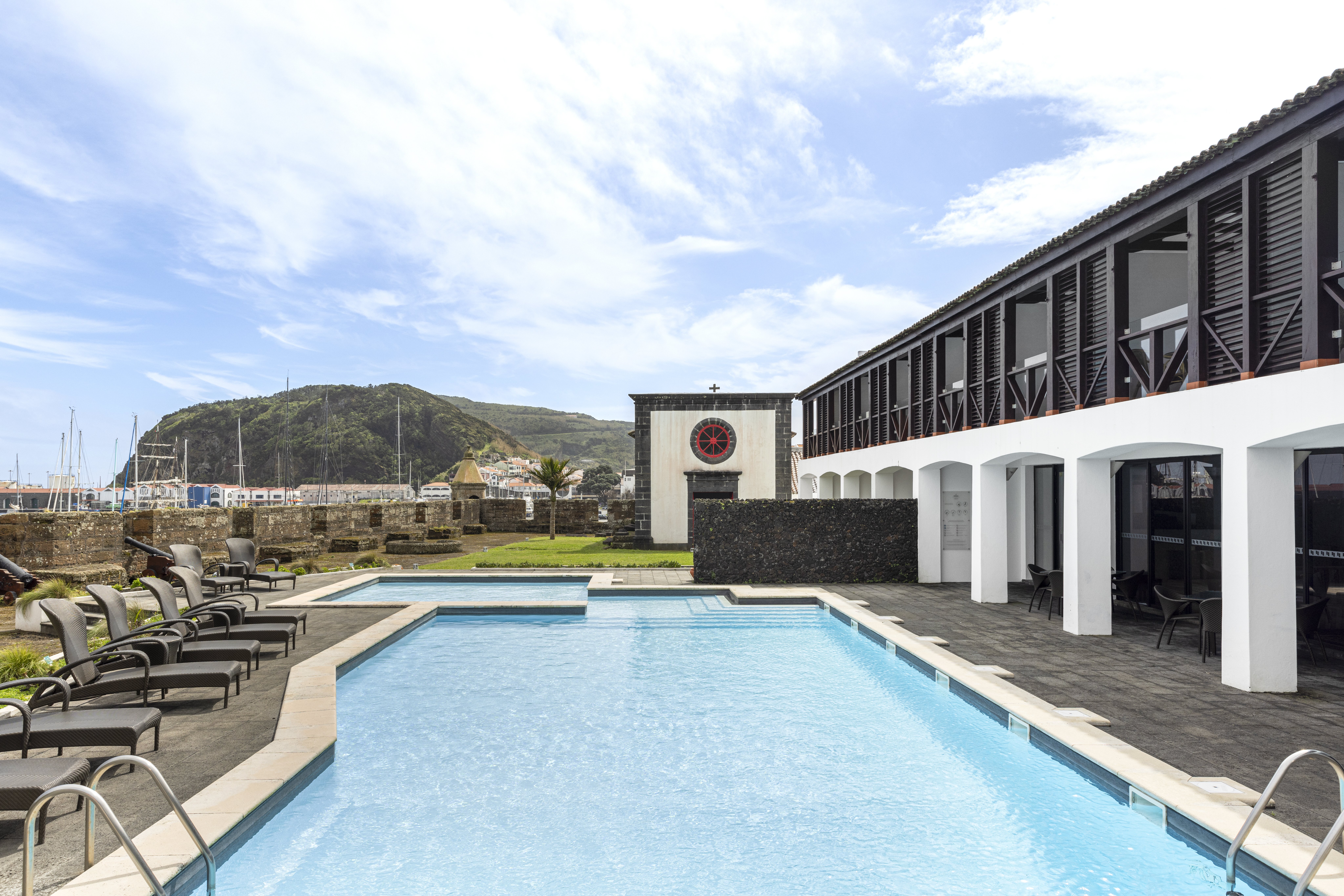 Pousada Forte Horta Historic Hotel 49/50