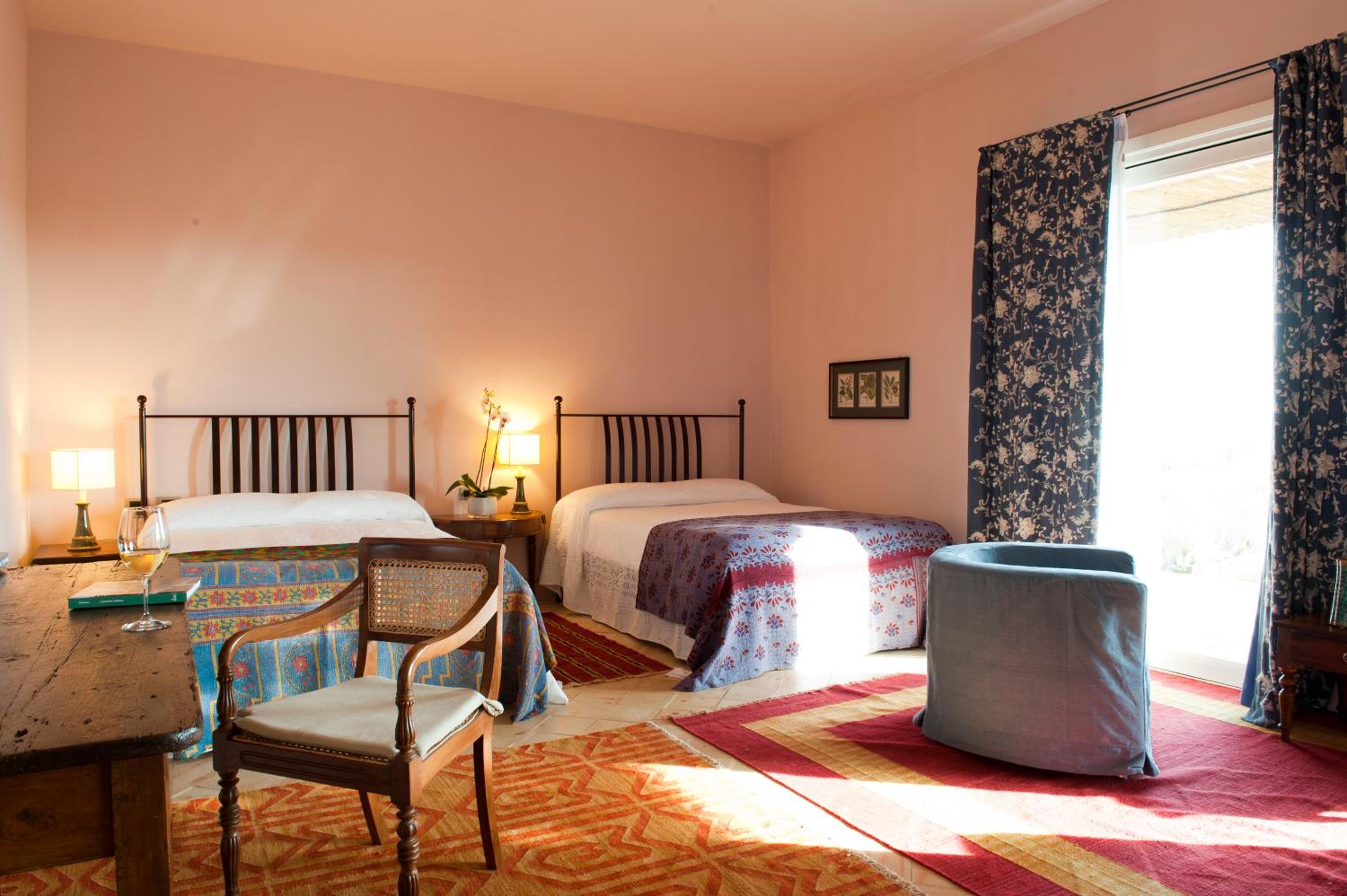 Deluxe, 2 Queen Beds