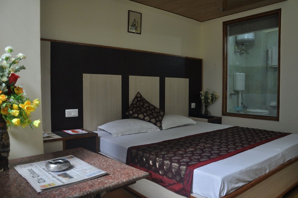Hotel Prestige 11/29