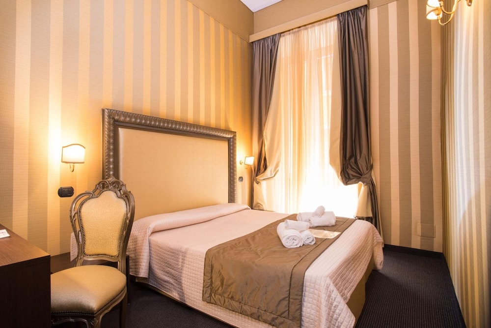 Nice Rome Holiday 32/50