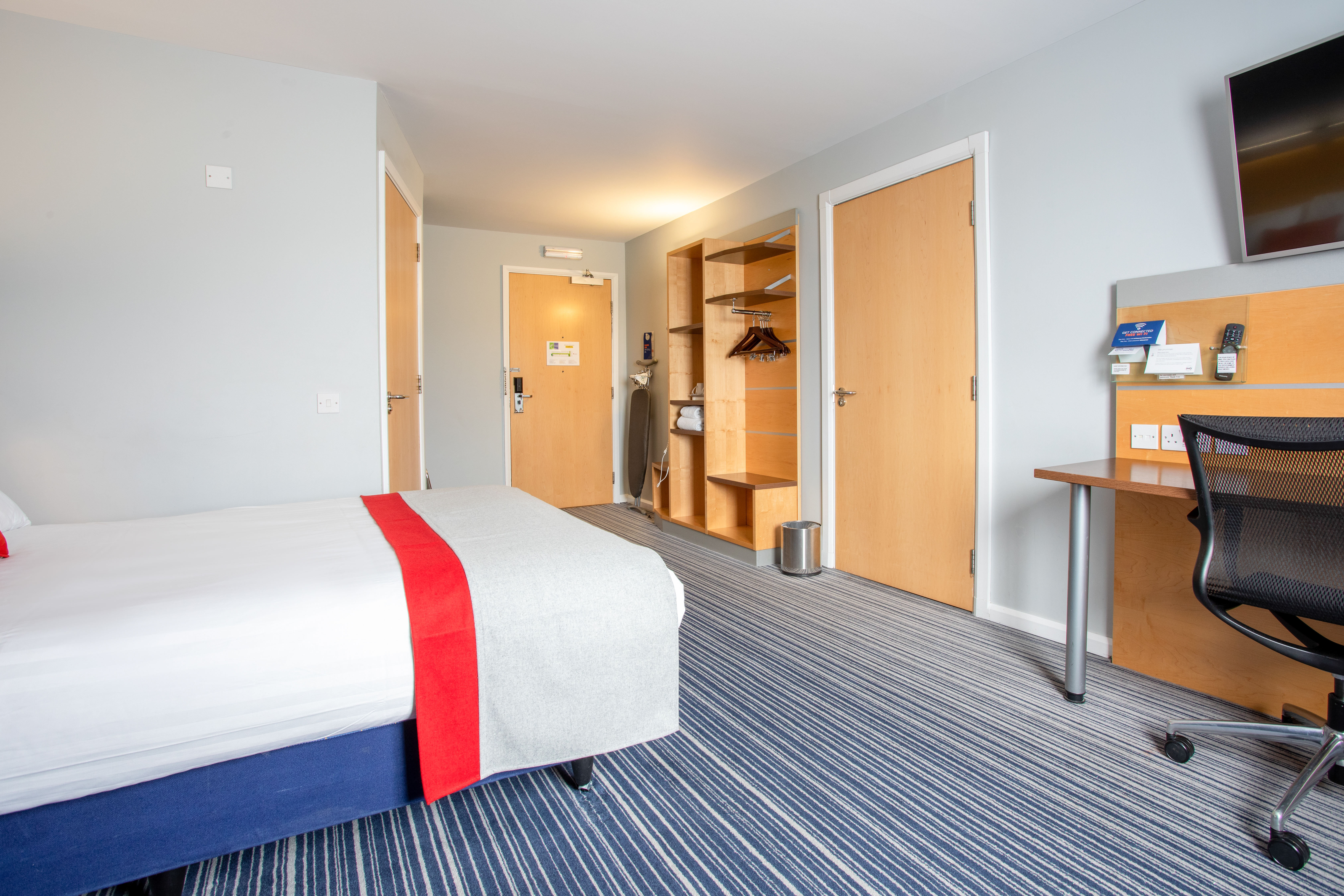 Holiday Inn Express Dunfermline 15/57
