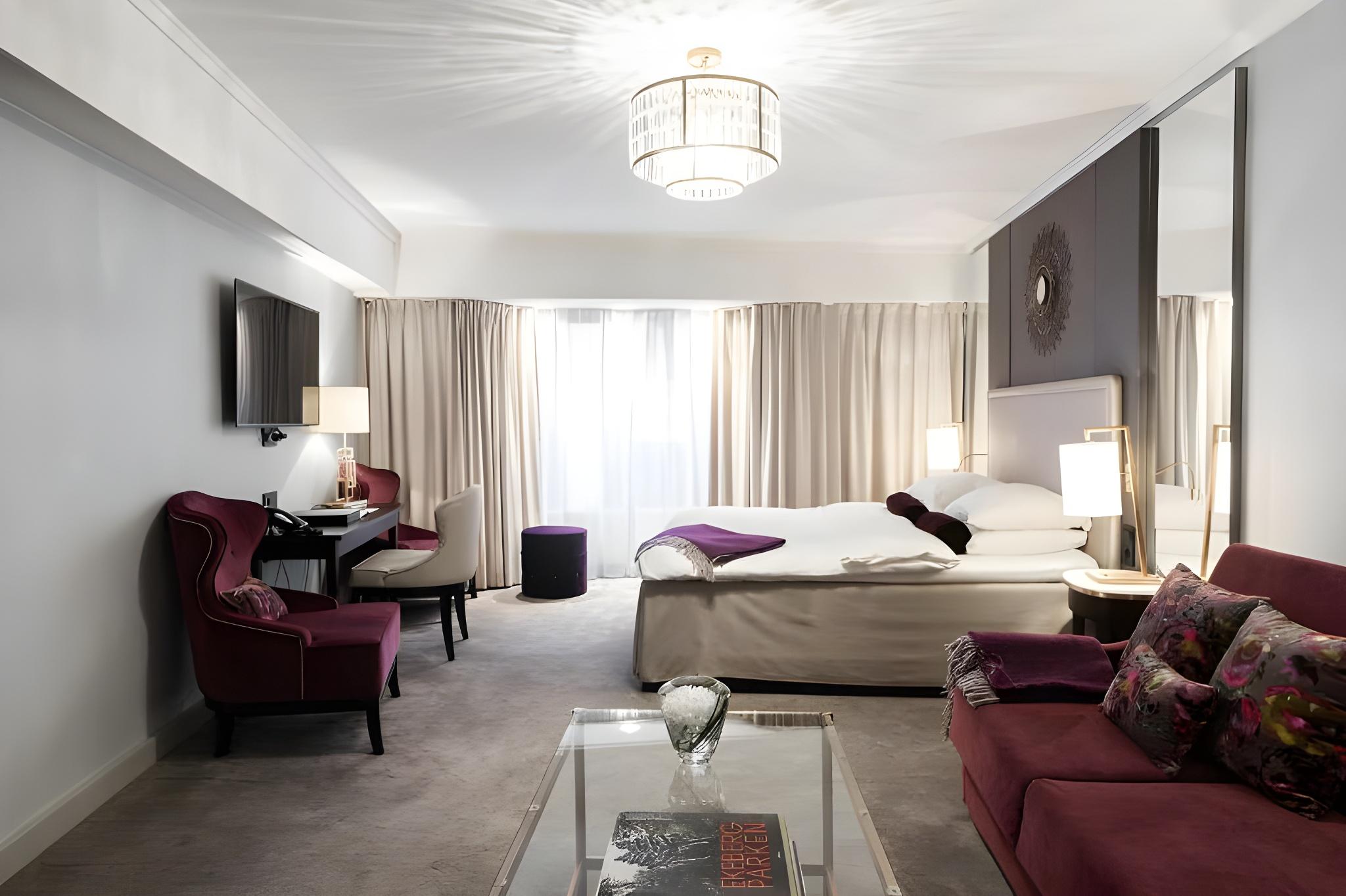 Plus, Single Bed
