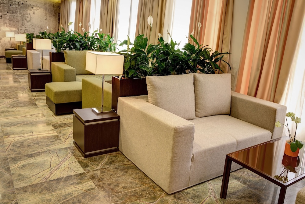 Comfort Hotel Astana 40/70