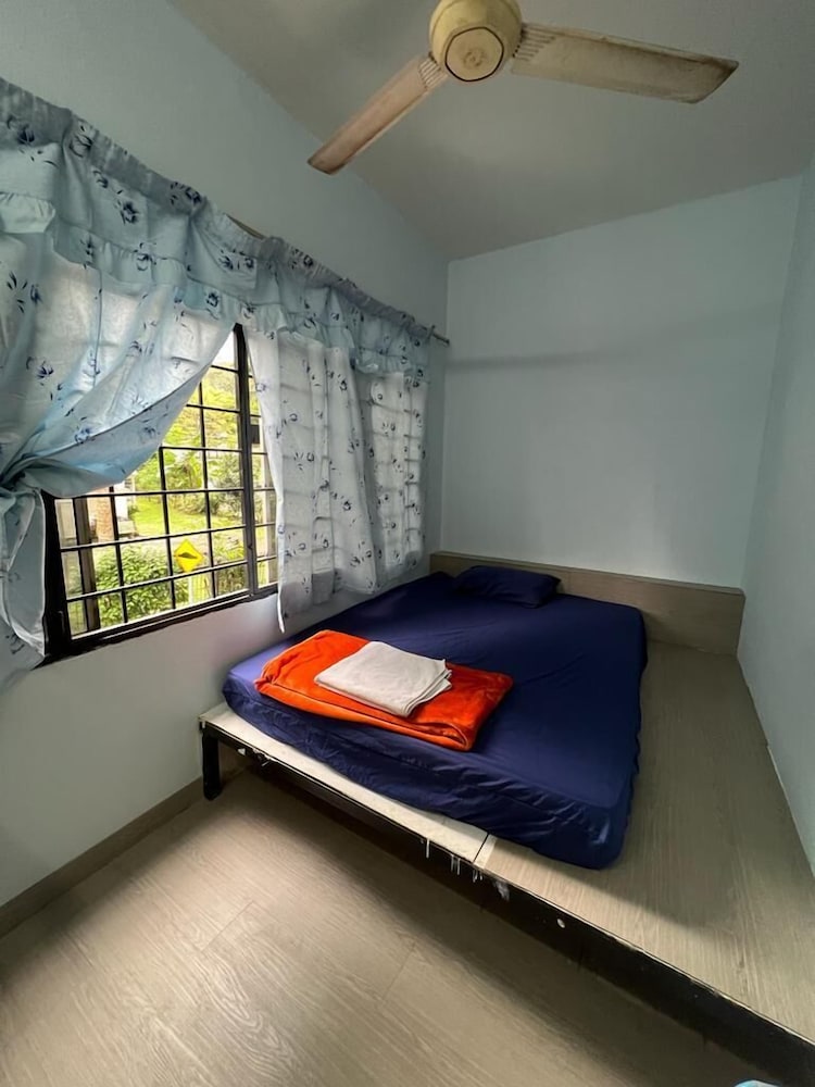 STEP INN GUEST HOUSE 6/31