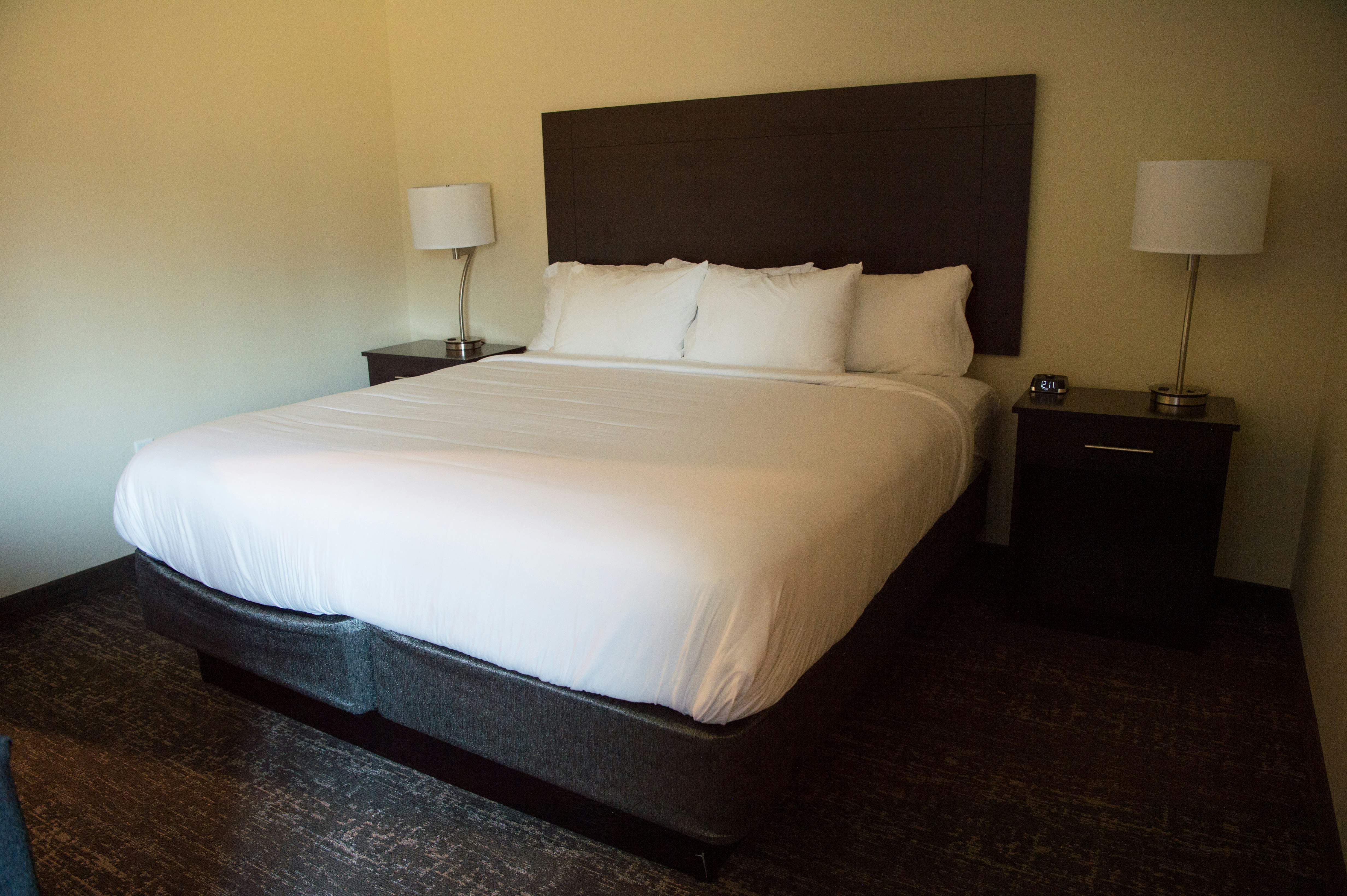 Cobblestone Inn & Suites - Forest City 9/33