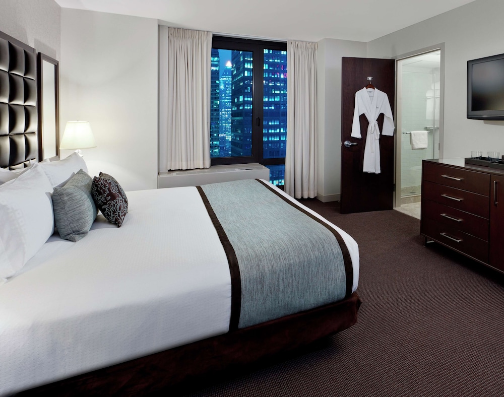 Distrikt Hotel New York City Tapestry Collection by Hilton 14/31