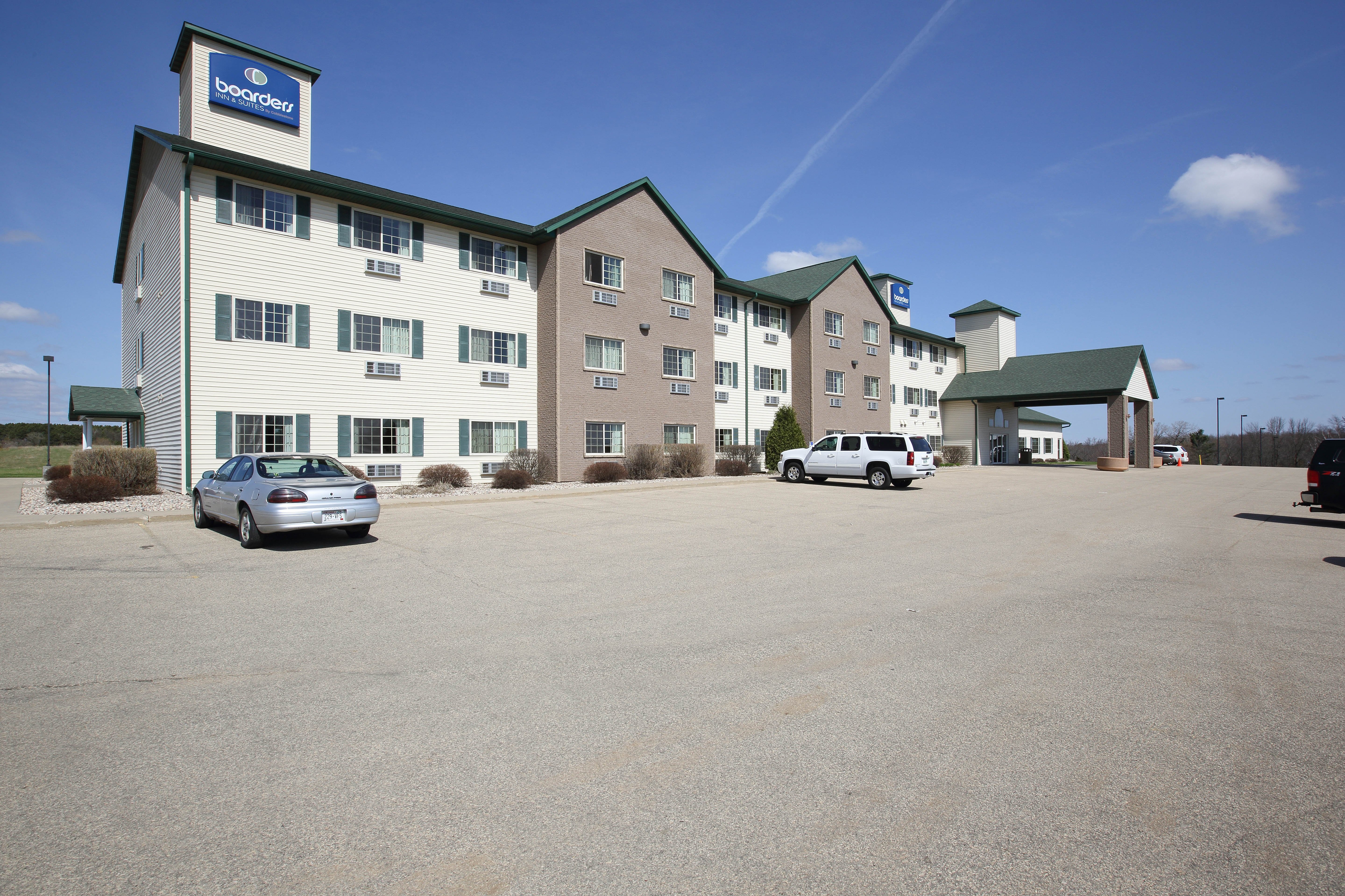 Boarders Inn Amp Suites 58/63