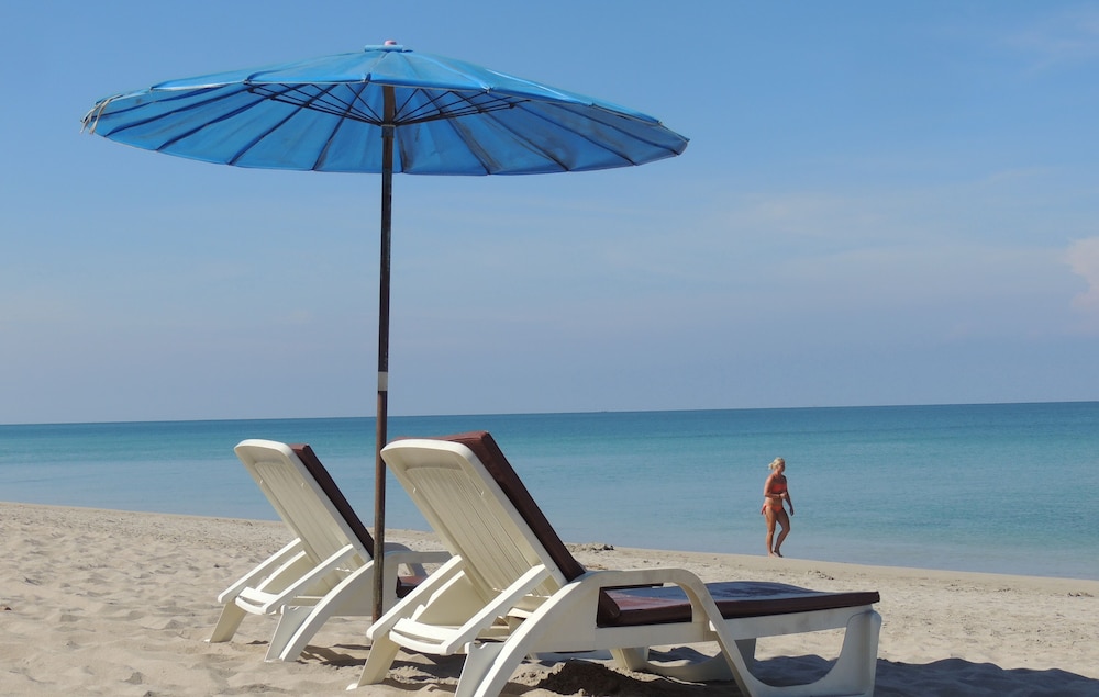 LANTA SEAFRONT RESORT 59/66