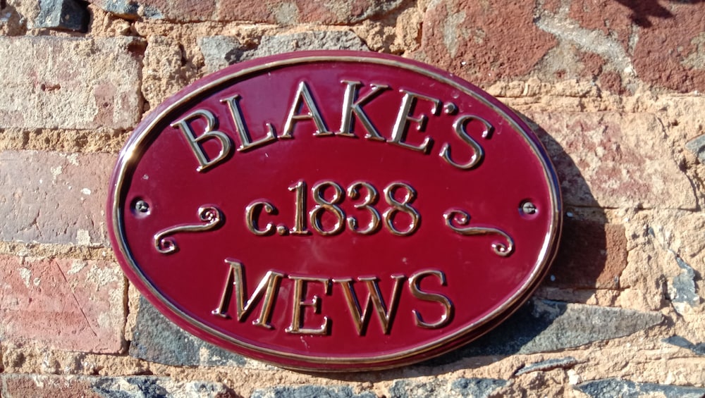BLAKES MANOR DELORAINE 34/69