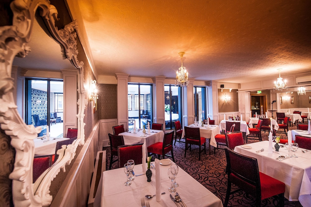 The Devon Inn 28/34
