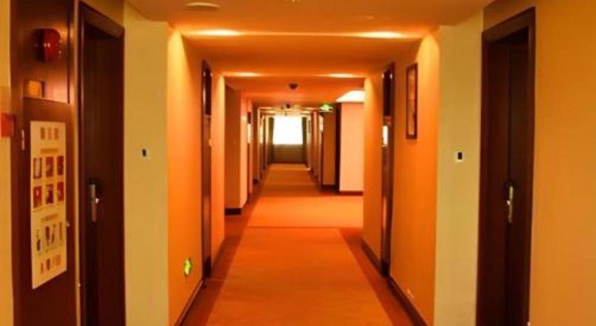 Borrman Hotel Dongguan Changping Avenue 38/59