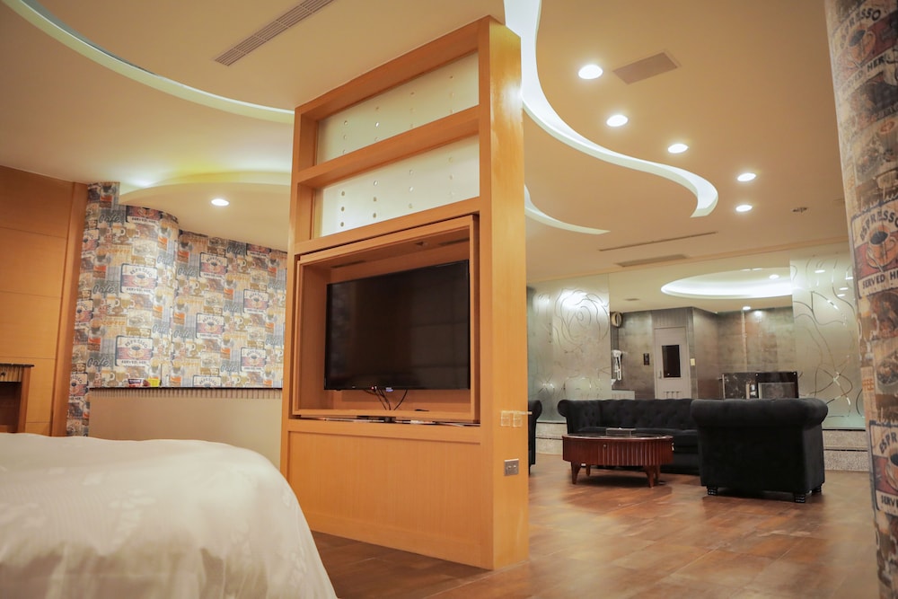 Ohya Boutique Motel-Xinying 11/56