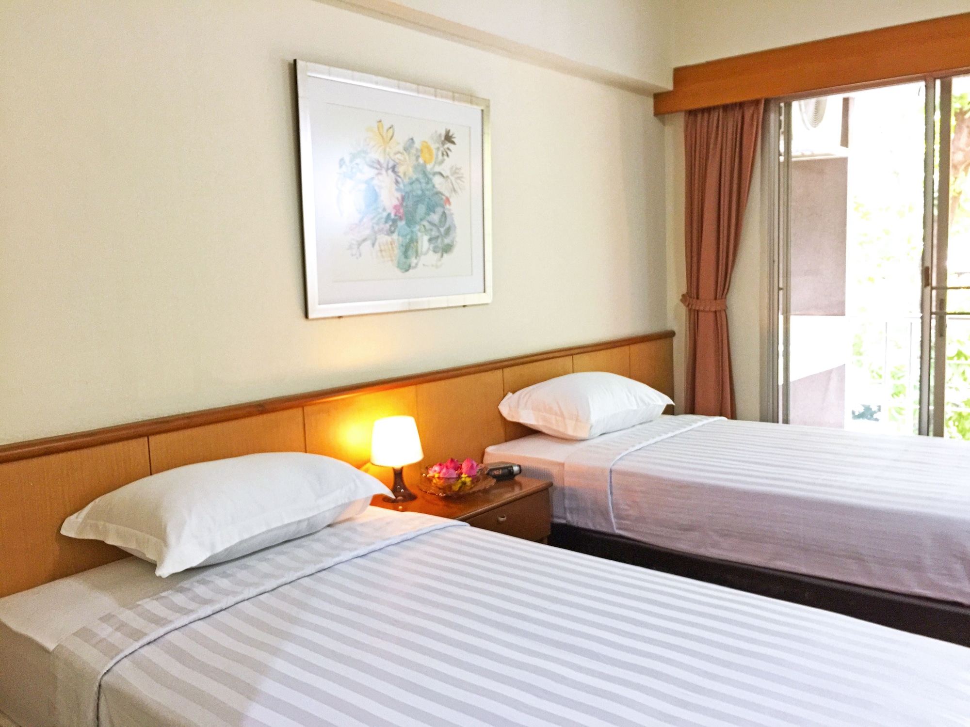 STANDARD, TWIN BEDS