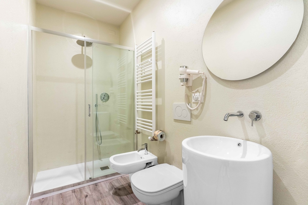 Meneghina Suites Foresteria Lombarda 18/20