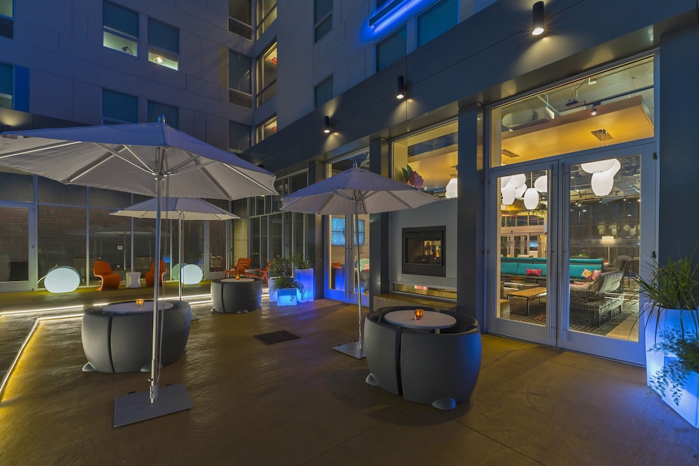 Aloft College Station 4/32