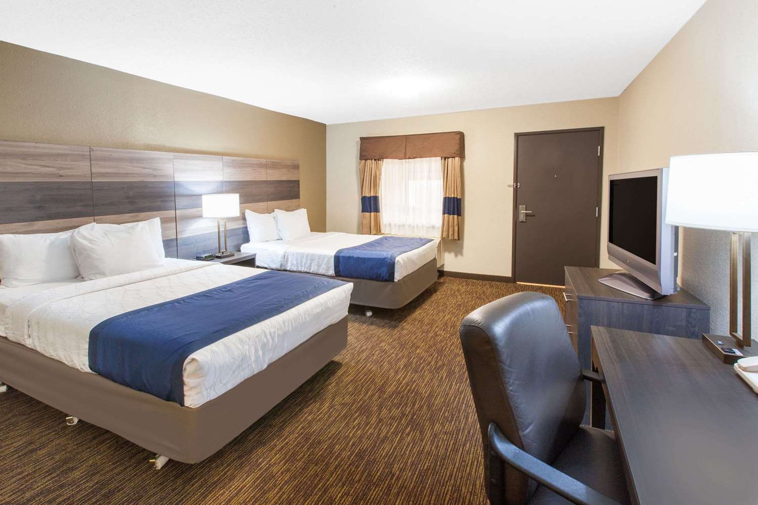 Baymont By Wyndham Downtown Detroit 15/31
