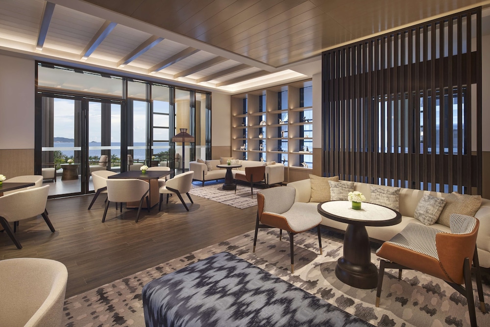 Hyatt Regency Sanya Tianli Bay 24/50
