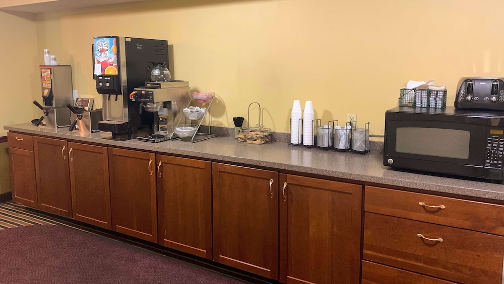 Econo Lodge Rockville 57/75