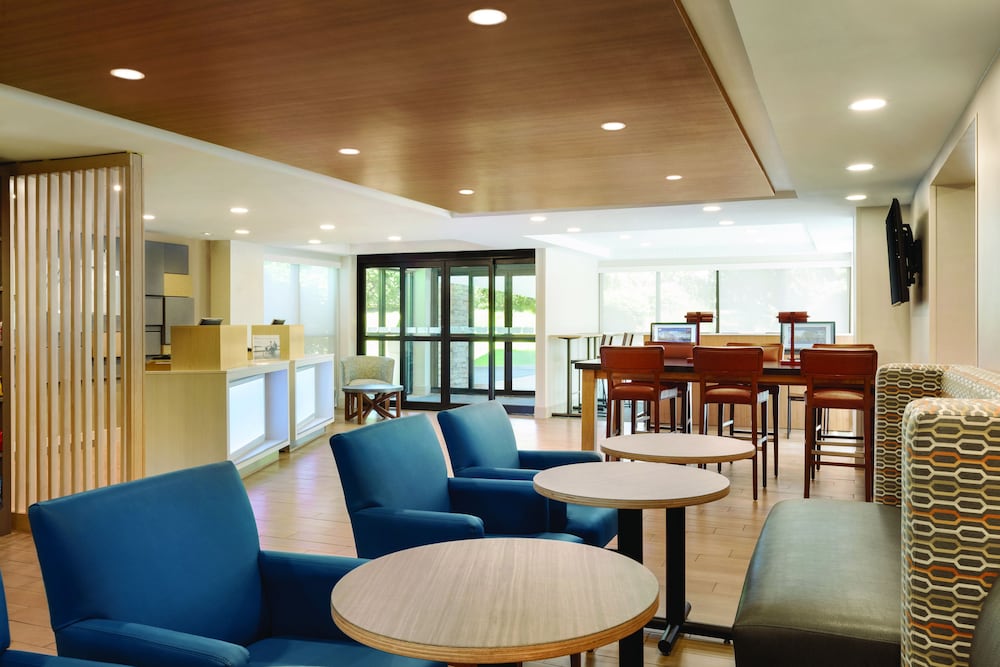 Holiday Inn Express Hartford South Rocky Hill 29/41