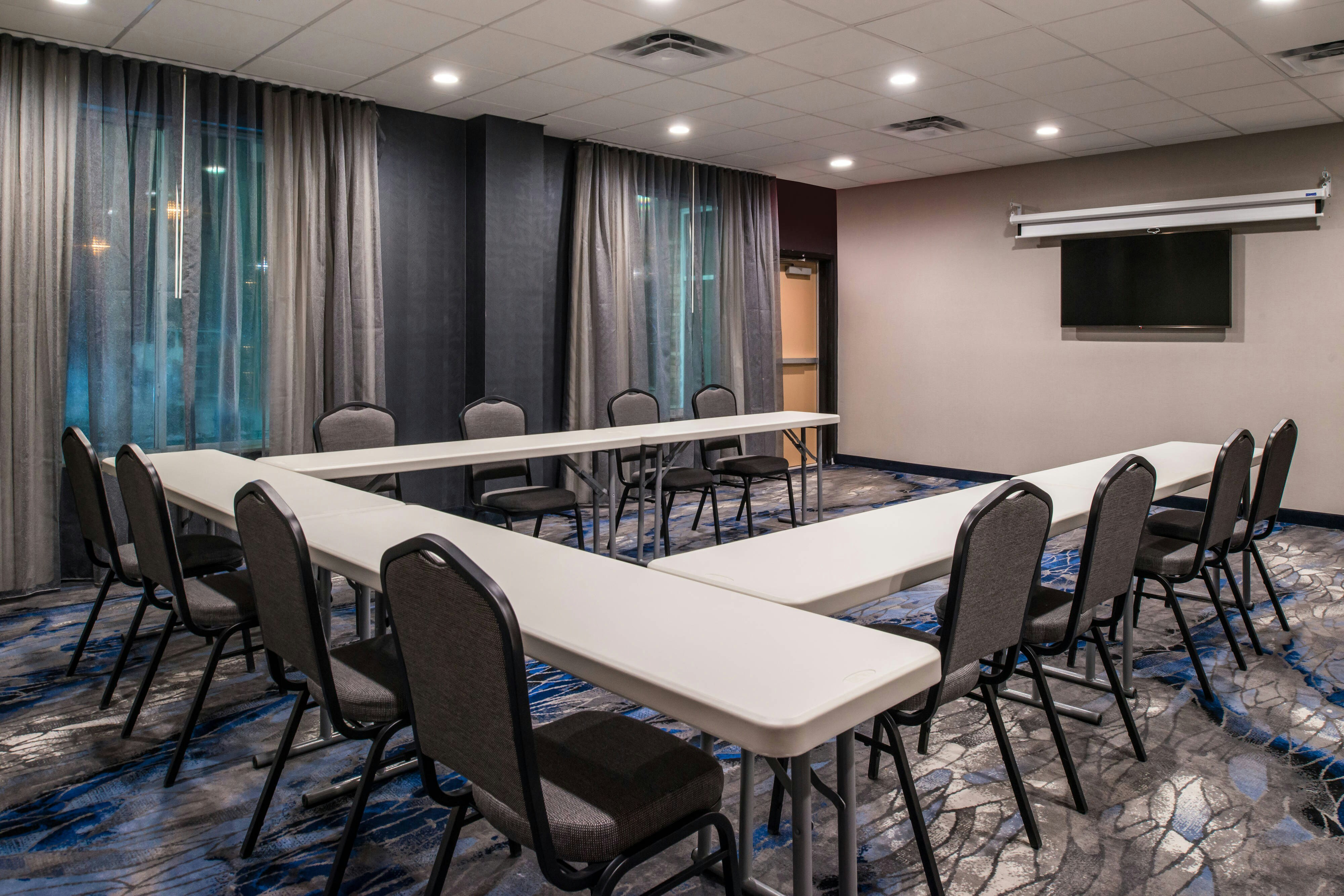 Fairfield Inn & Suites by Marriott Fort Worth Southwest at Cityview 25/29