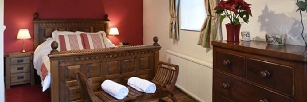 Stoneleigh Barn Bed And Breakfast 6/25