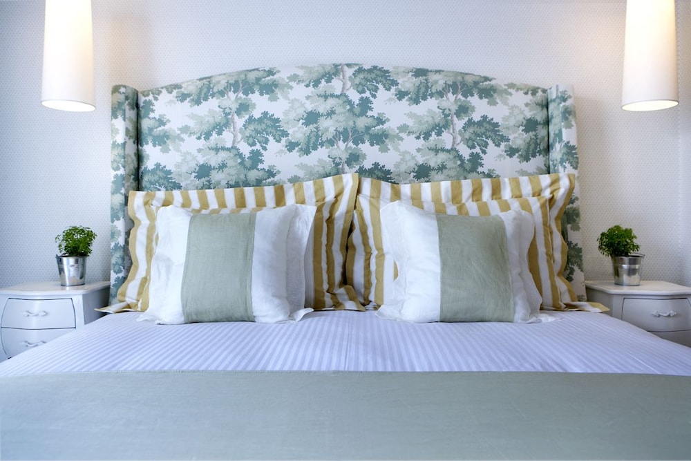 Thalassa Boutique Hotel 23/77