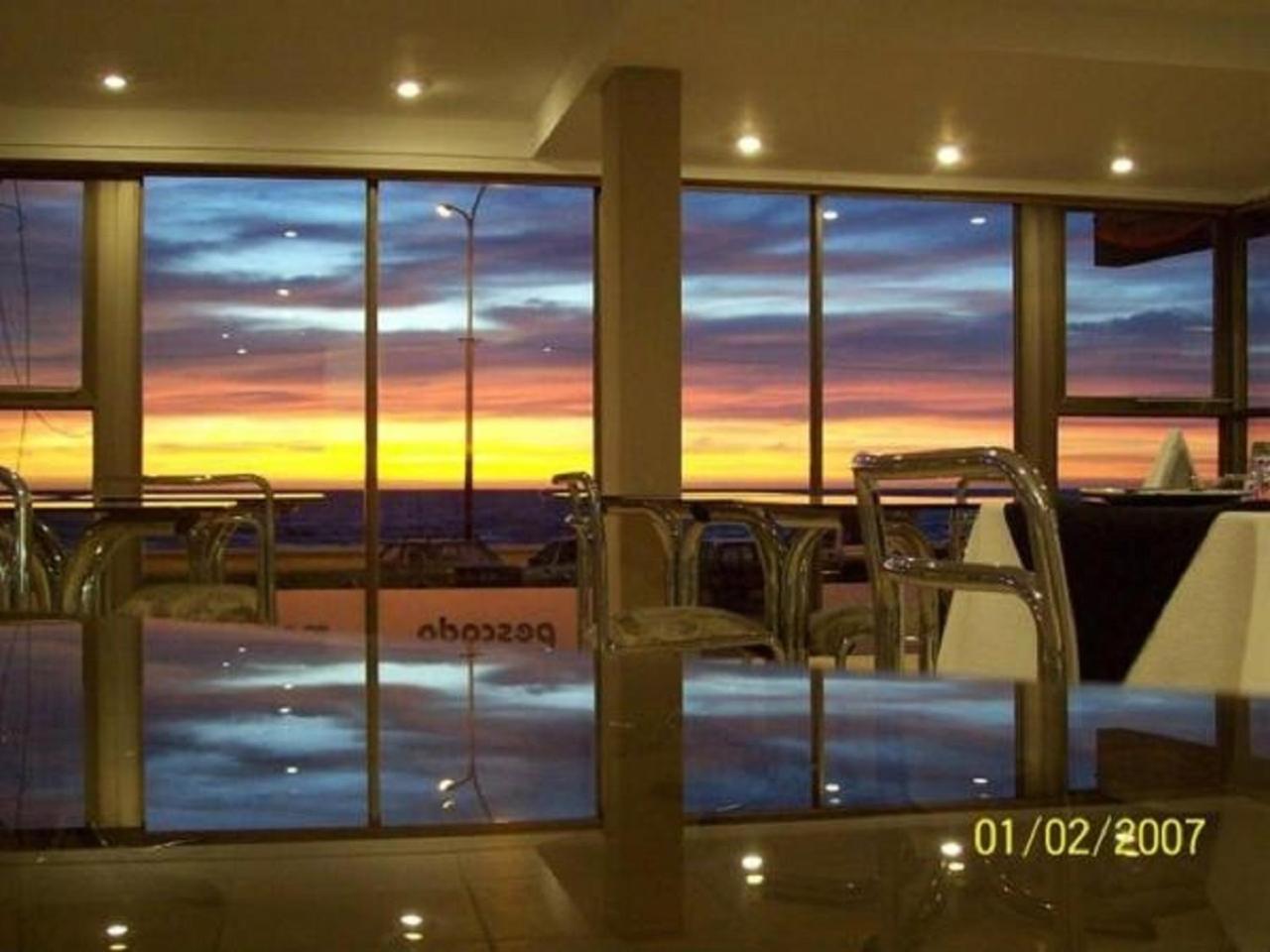 Costanera Hotel 30/52
