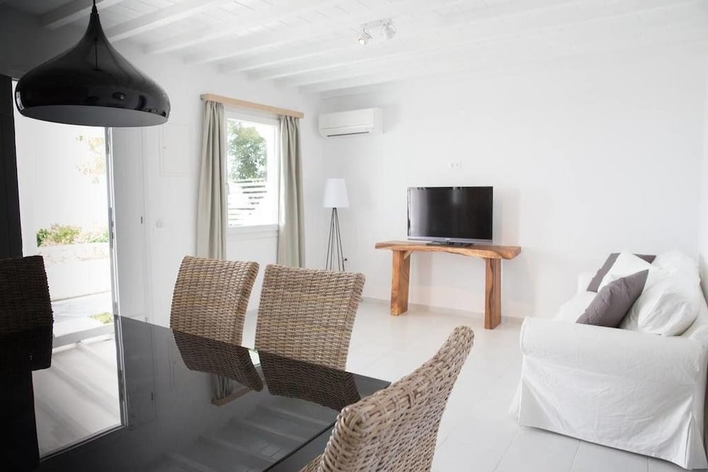 Bellou Suites 13/50