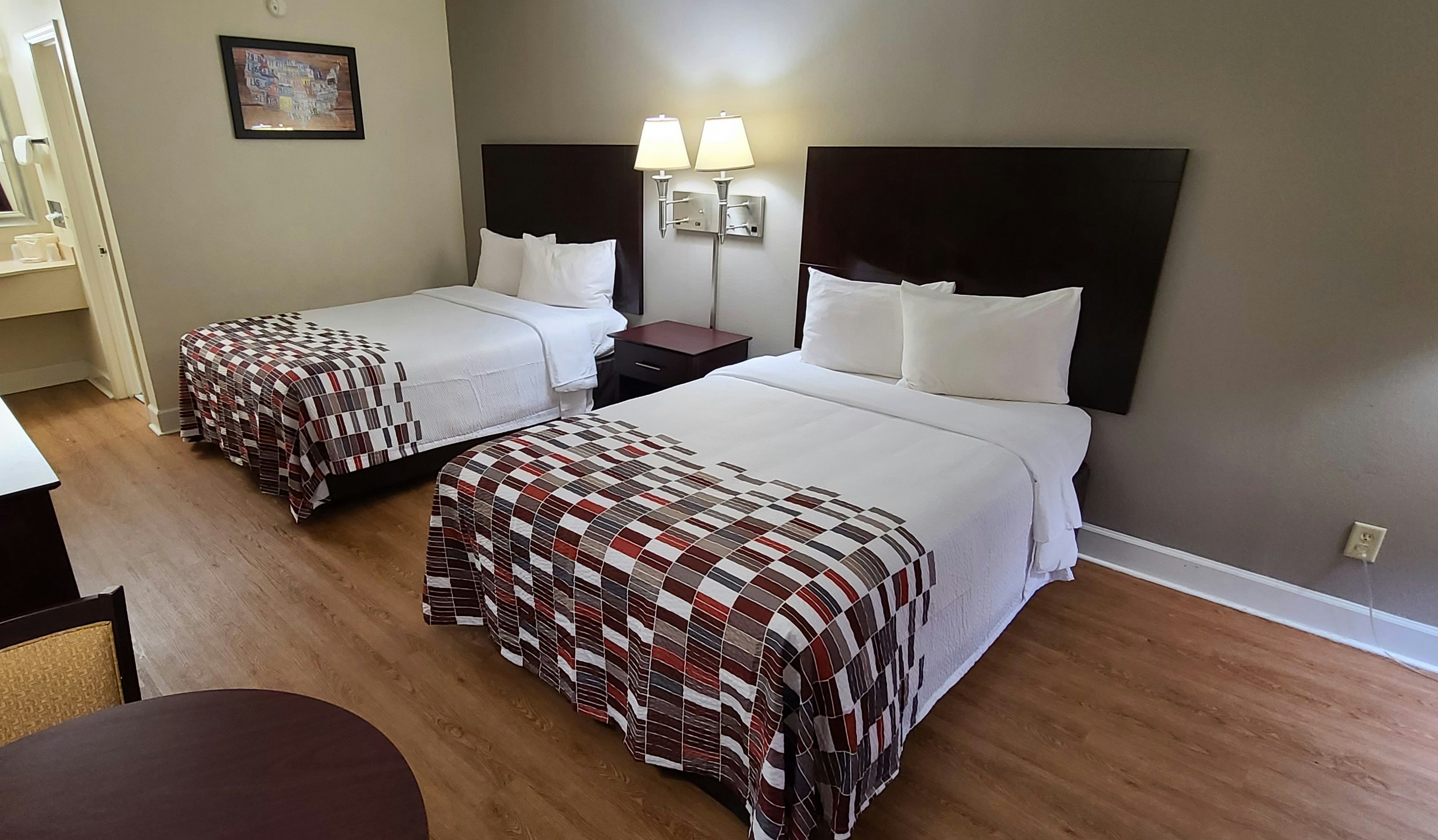 Econo Lodge Tifton 6/19