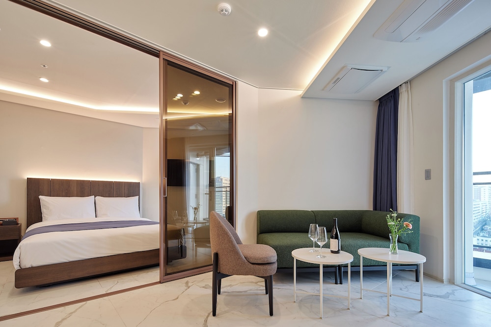 Hotel The Botanik Sewoon Myeongdong 16/65