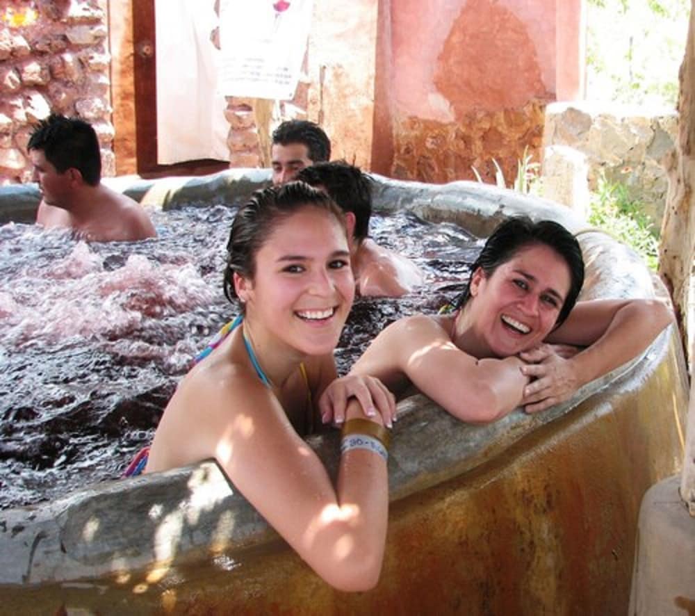 Hotel Balneario San Juan Cosalá 4/37