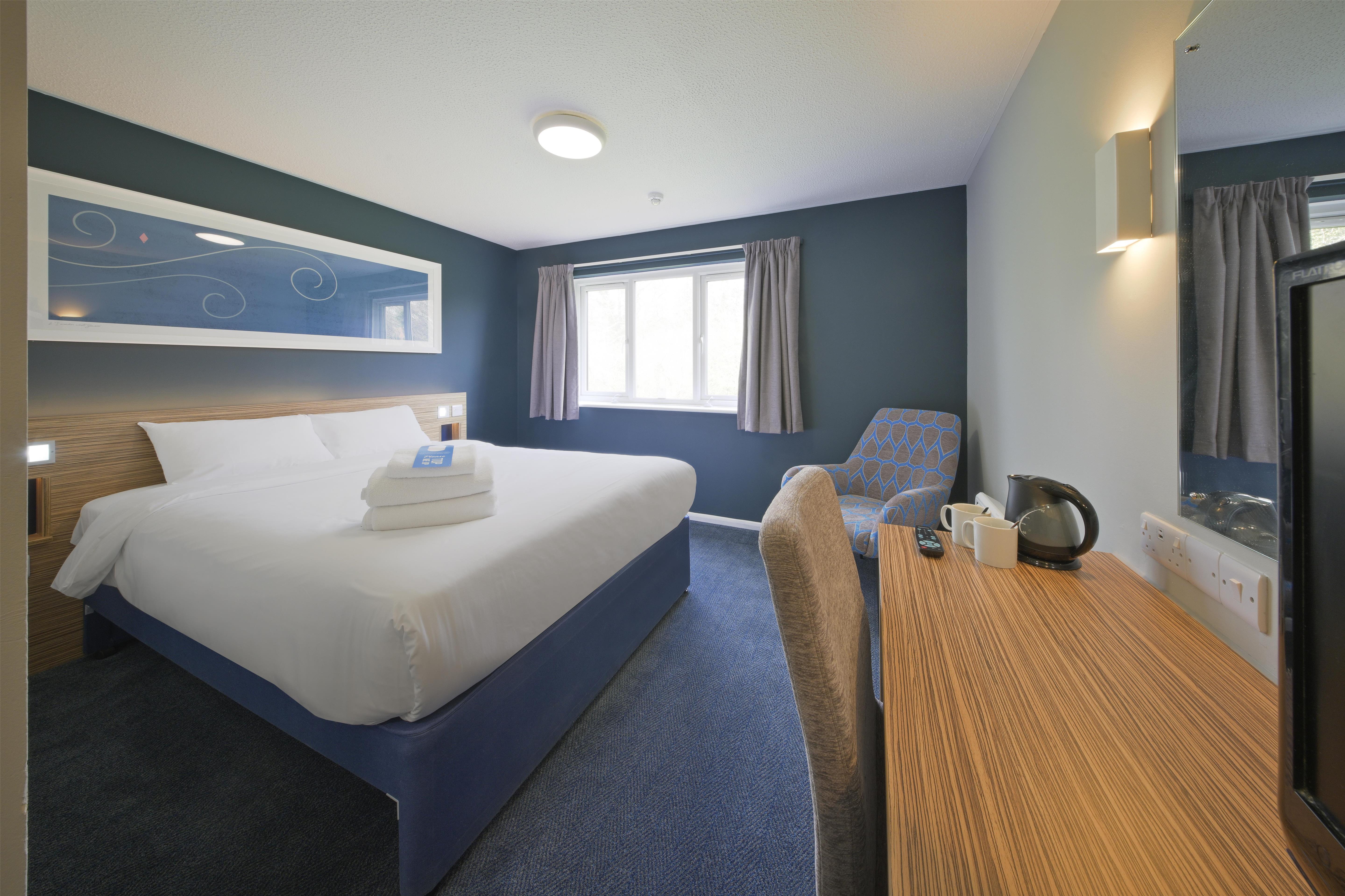 Travelodge Swansea M4 23/39
