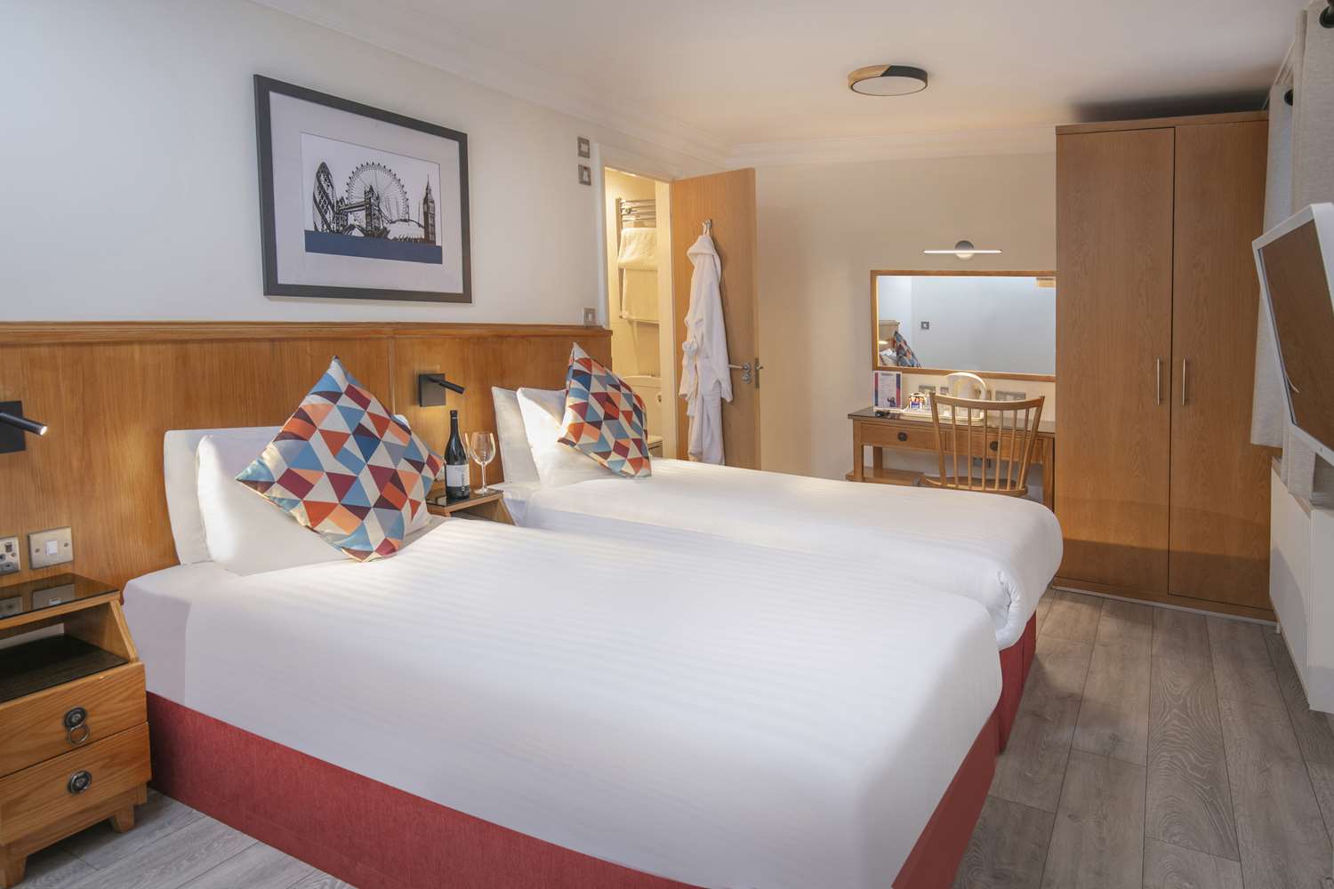 Queensway Hotel, Sure Hotel Collection by Best Western 17/38