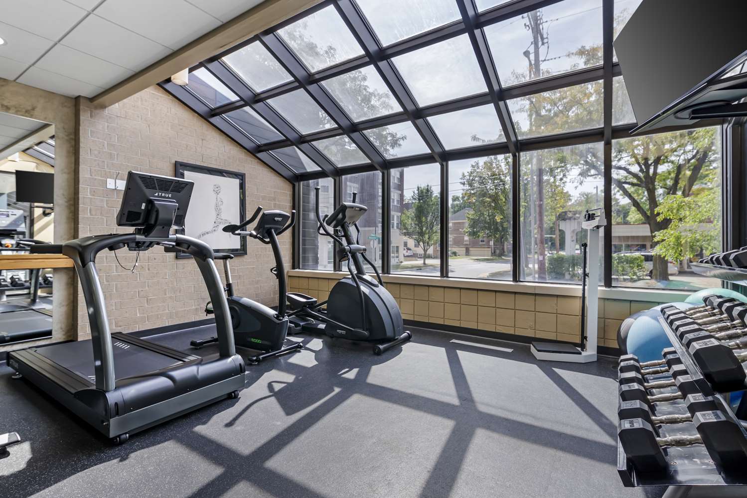 Best Western Plus Inntowner Madison 8/21