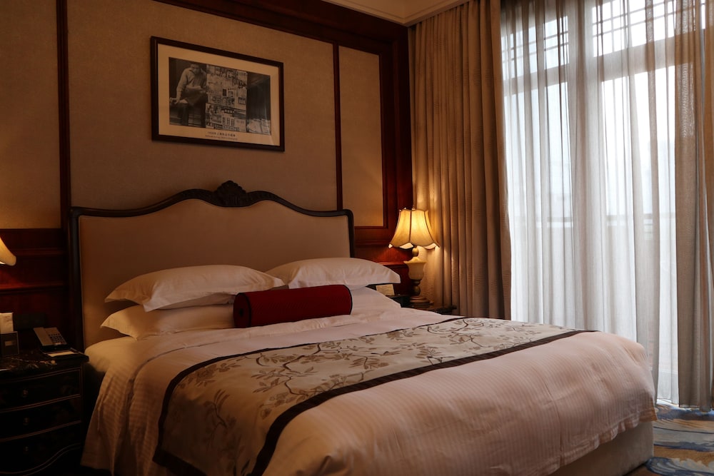 Shanghai Donghu Hotel 11/62