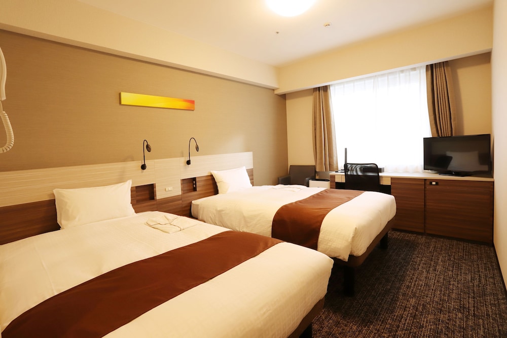 Smile Hotel Premium Osaka Hommachi 15/58