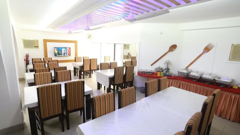 Nagar Valley Hotel 45/50