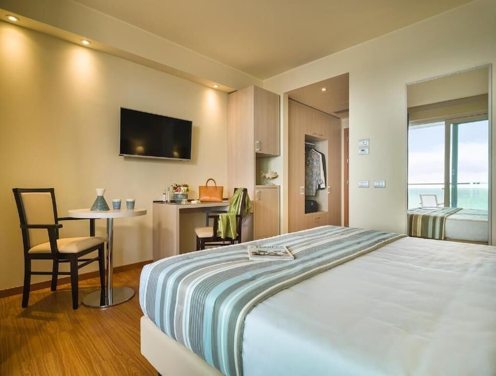 Room at Grand Hotel Pietra Ligure, PIETRA LIGURE