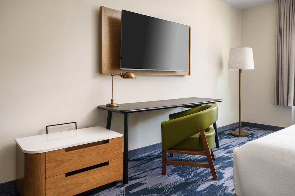 Fairfield by Marriott Inn & Suites Oakhurst Yosemite 6/15