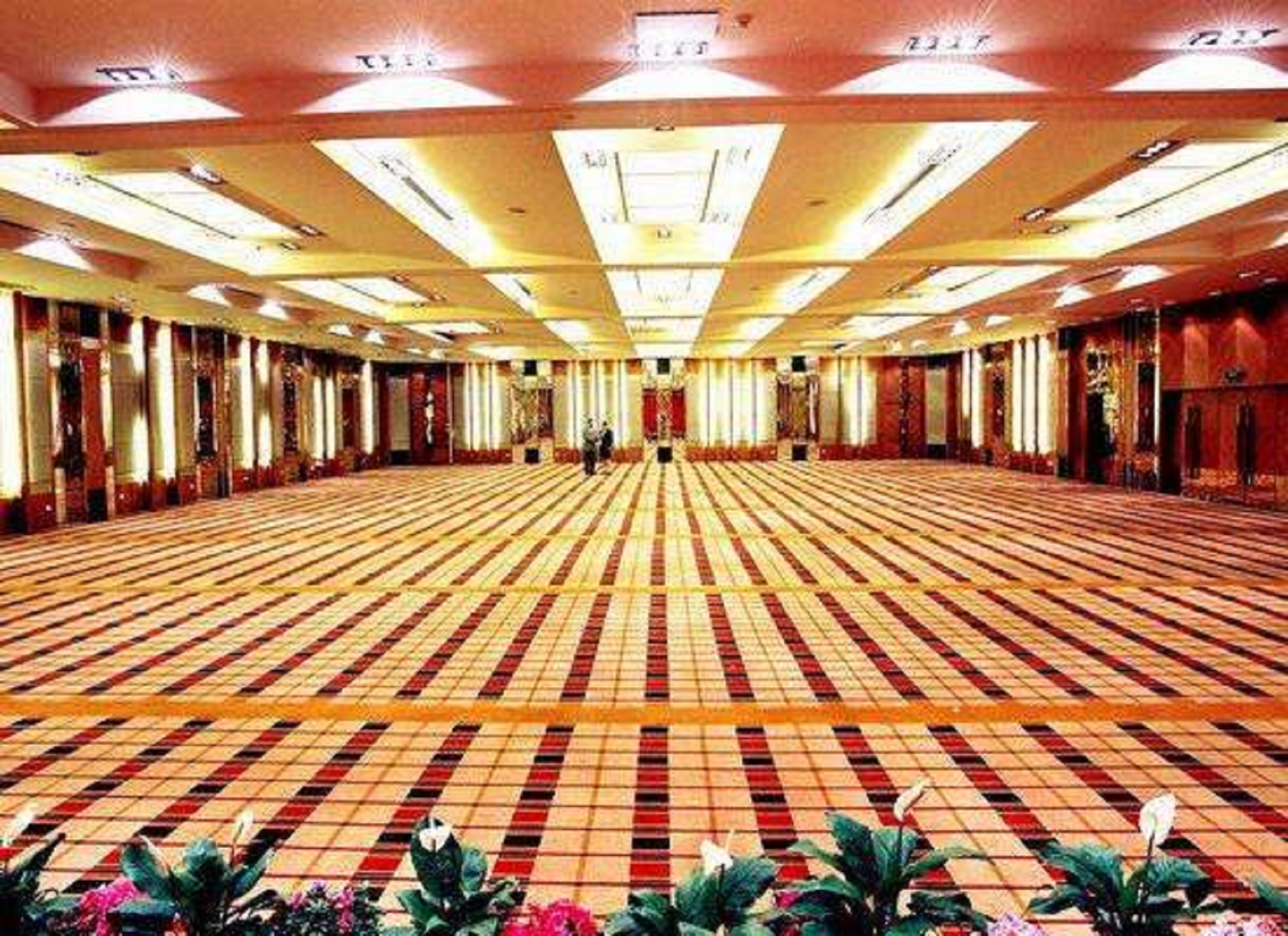 Grand Dynasty Culture Hotel (ex Grand New World) 23/24