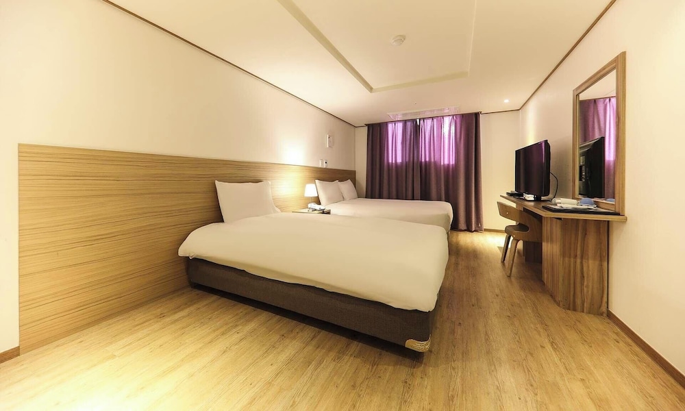 Hotel Rest Seogwipo 20/56
