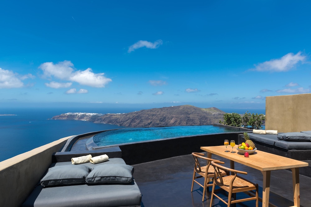 Andronis Concept Wellness Resort in SANTORINI