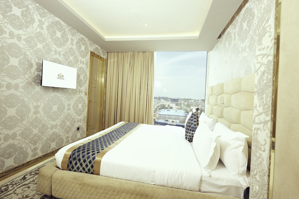 Number One Oxford Street Hotel & Suites 11/51