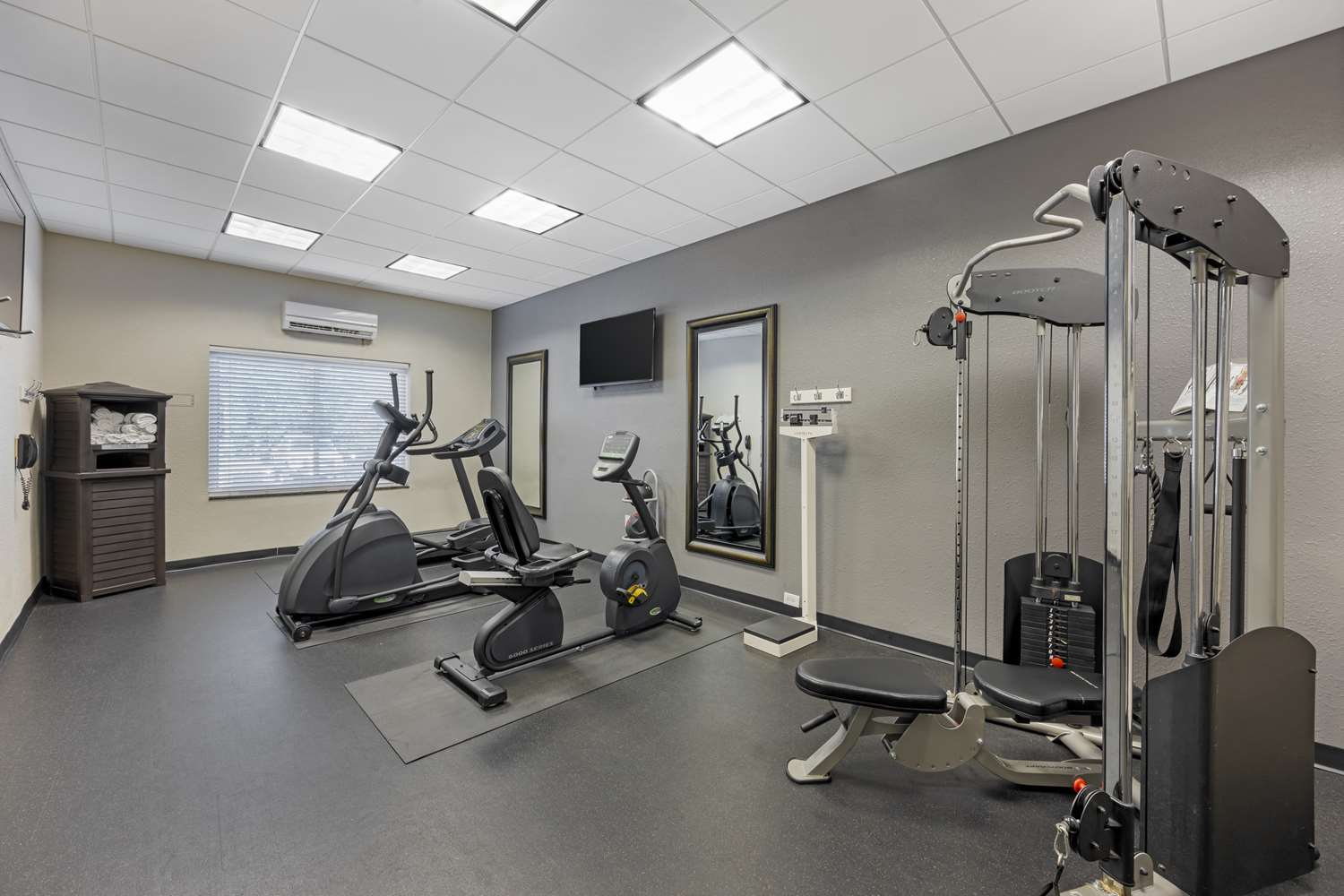 Best Western Plus Nashville Airport Hotel 4/12