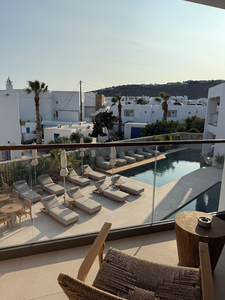 Nuca Mykonos 29/48