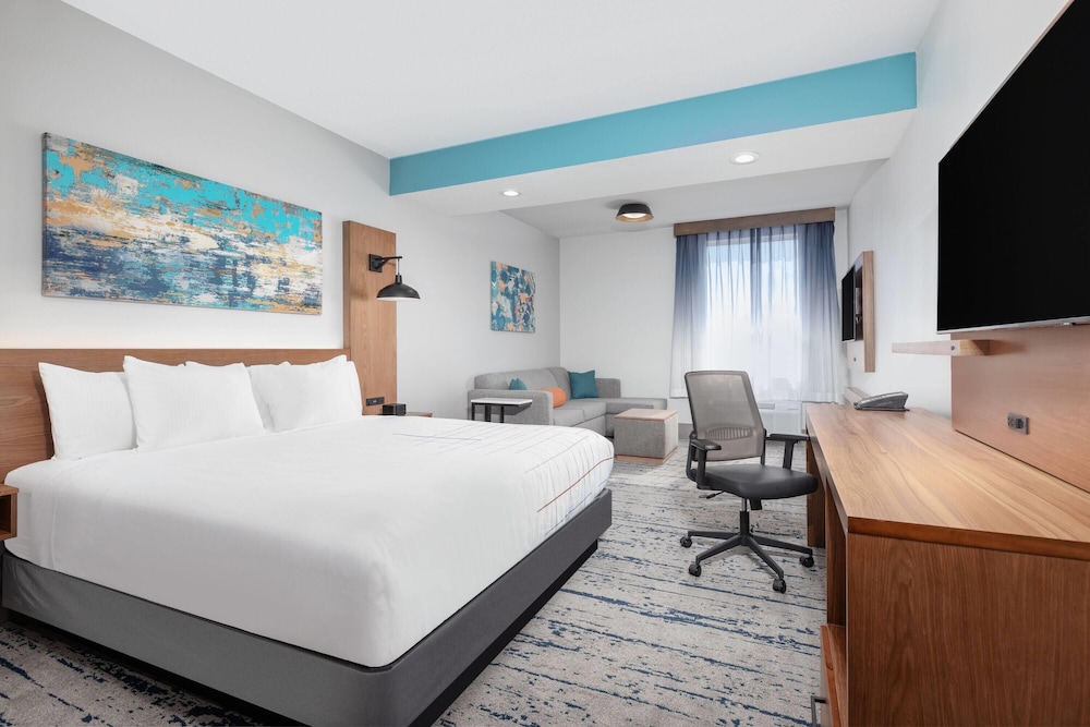 Room, King Bed, Sofa